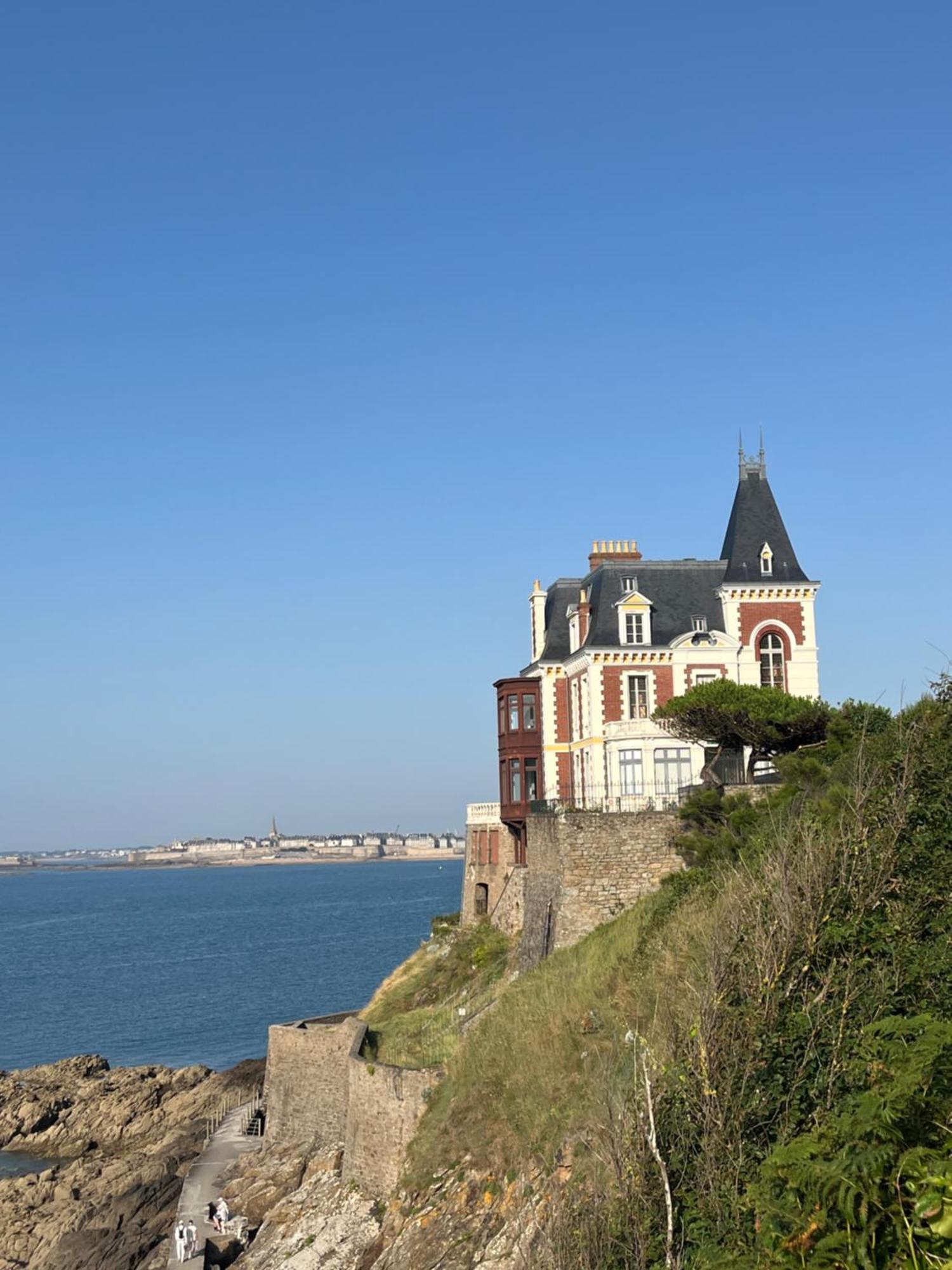 Jolie Maison Bord De Holiday home
