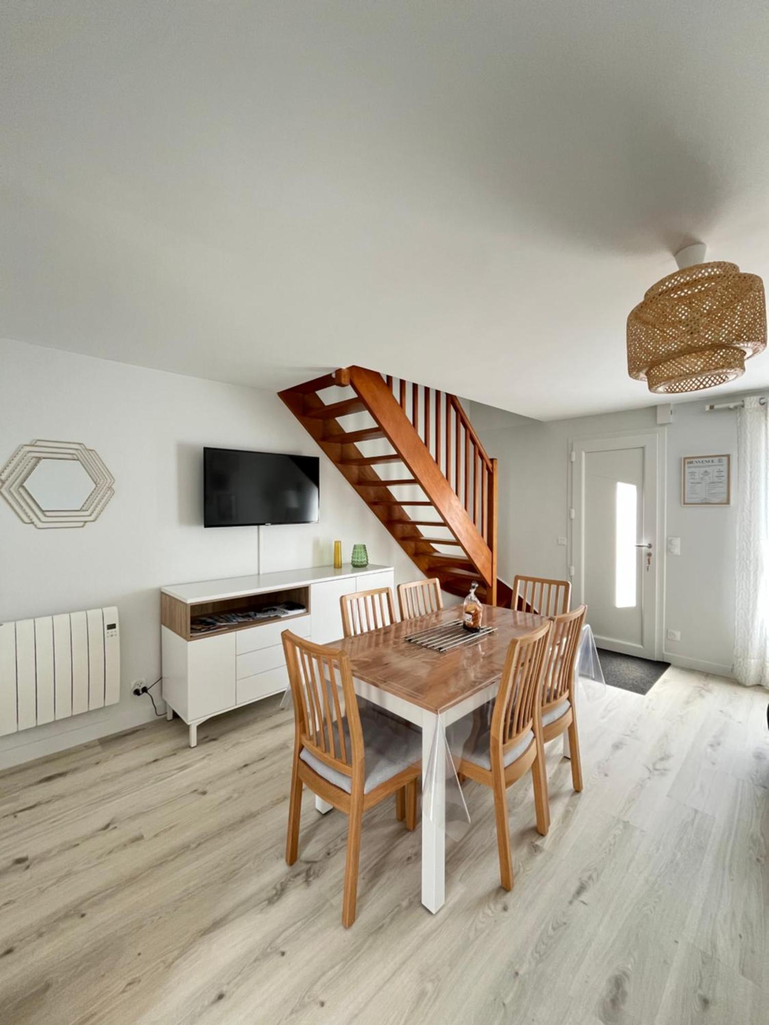 Jolie Maison Bord De Vakantiehuis *